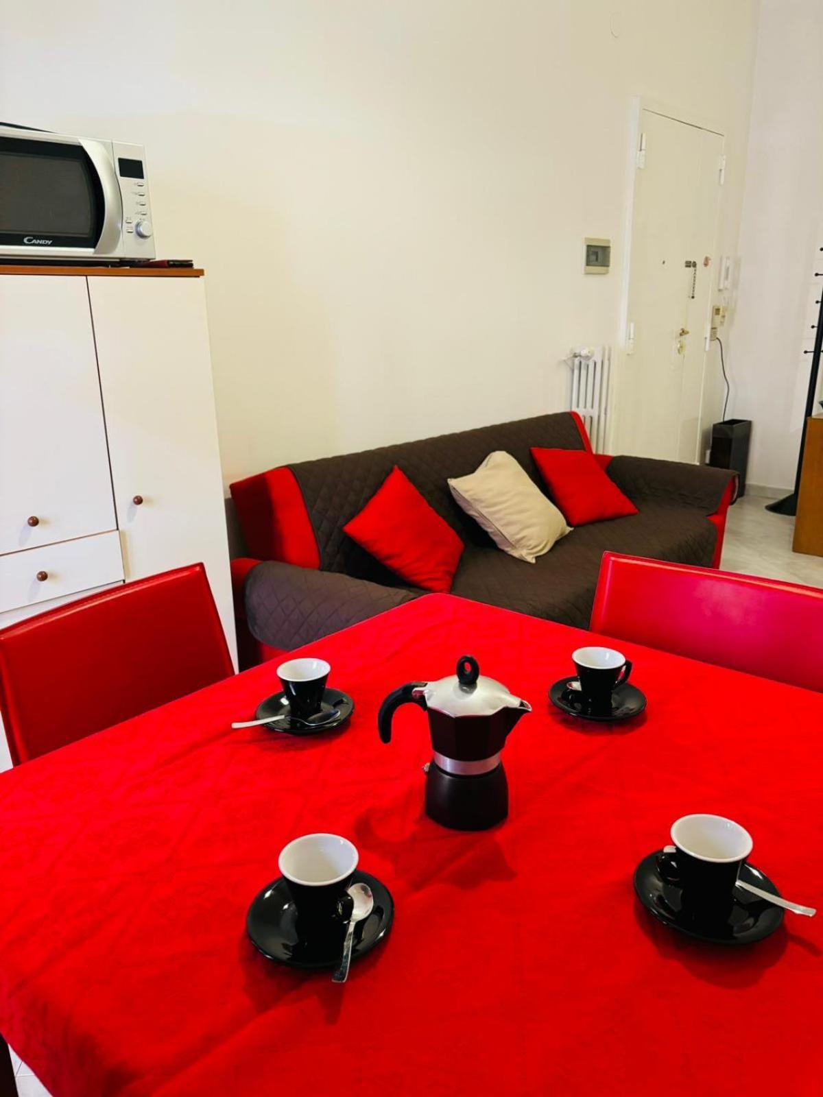 Matthias Central Rooms And Accomodation บารี ภายนอก รูปภาพ