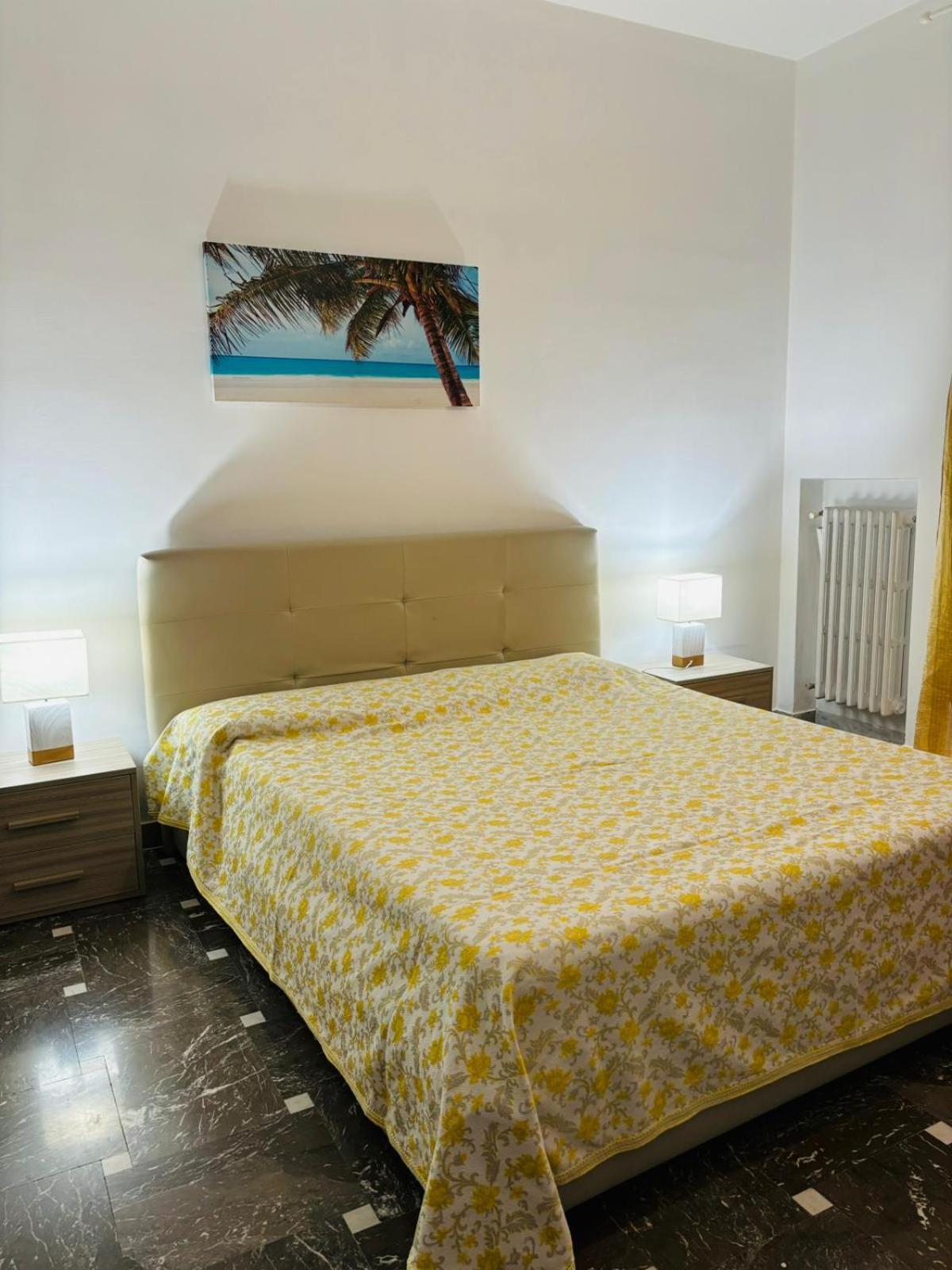 Matthias Central Rooms And Accomodation บารี ภายนอก รูปภาพ