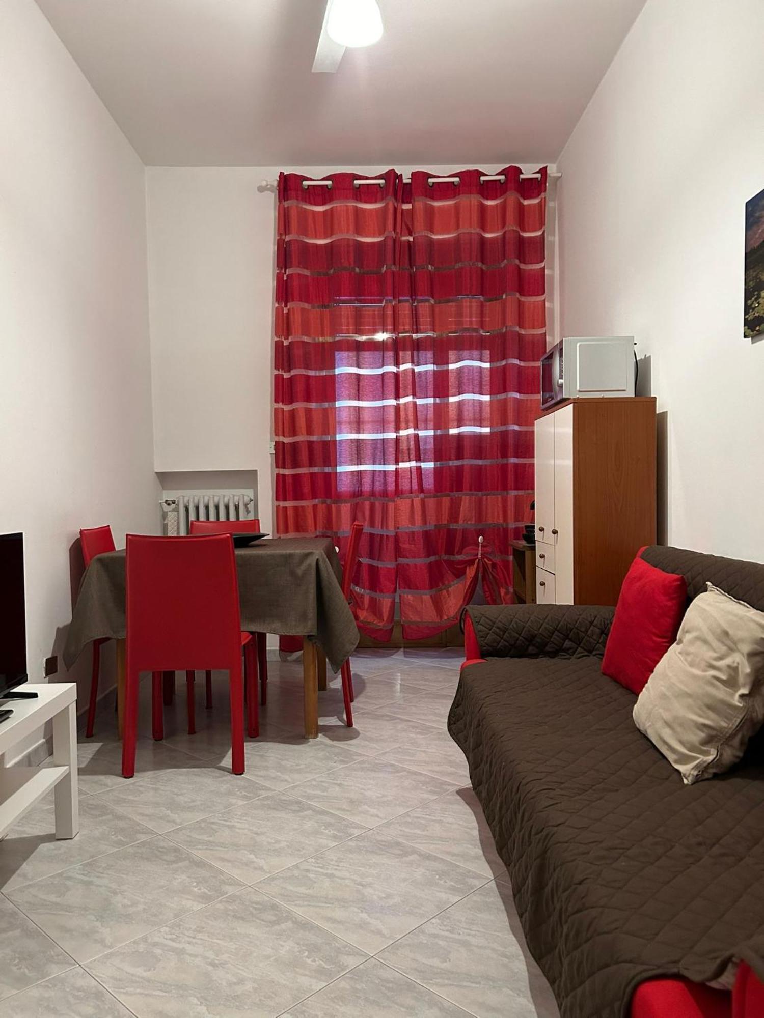 Matthias Central Rooms And Accomodation บารี ภายนอก รูปภาพ