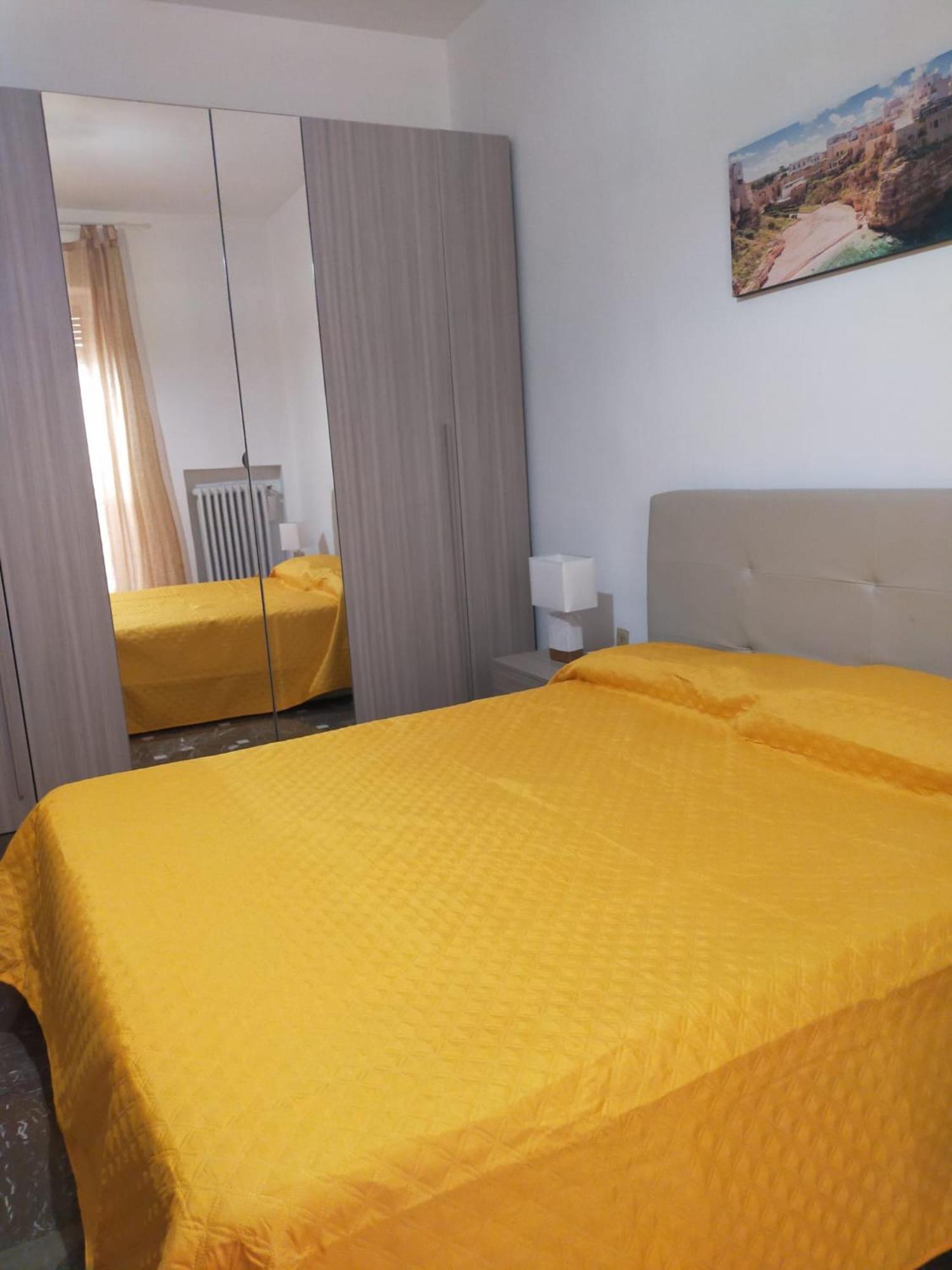 Matthias Central Rooms And Accomodation บารี ภายนอก รูปภาพ