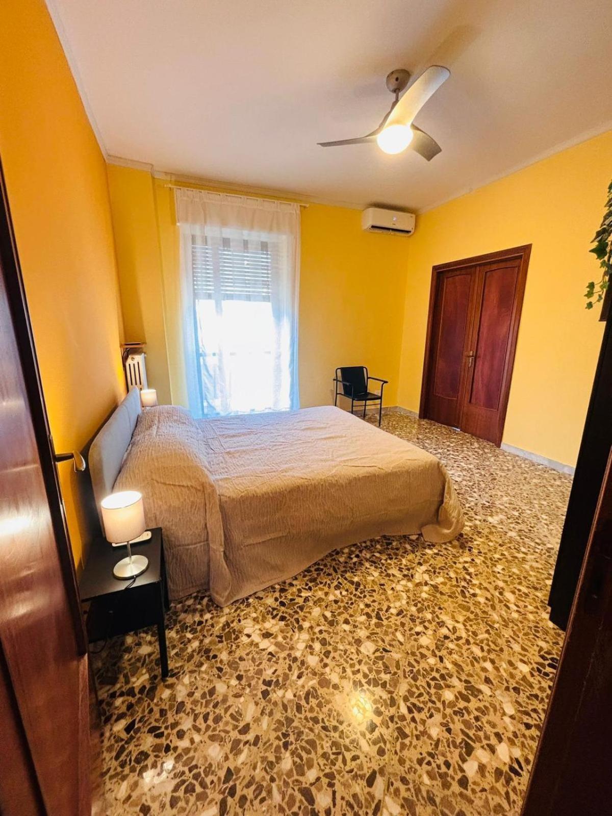 Matthias Central Rooms And Accomodation บารี ภายนอก รูปภาพ